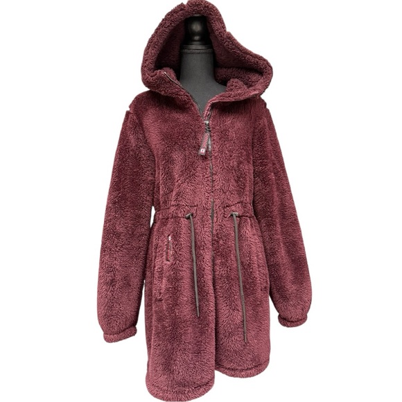 Canada Weather Gear Faux Fur Hooded Jacket Coat Burgundy Medium, EUC Cozy Casual - Picture 1 of 11